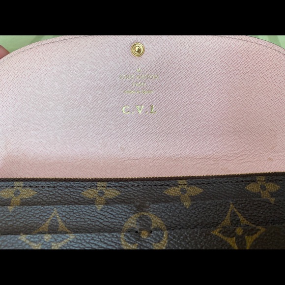 Authentic Louis Vuitton emilie wallet - Picture 4 of 4